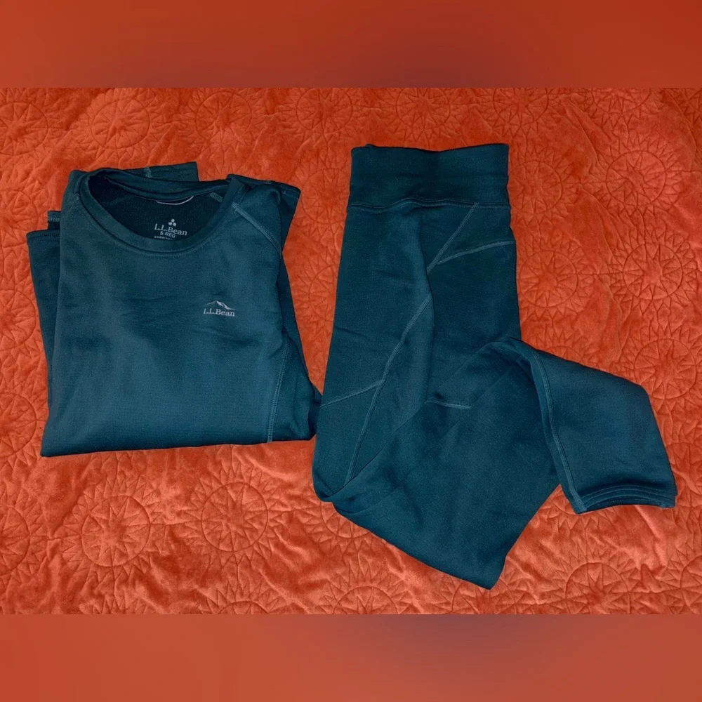 L.L. Bean❄️Women’s Heavyweight Base Layer Crew Top AND Pants in Spruce - Picture 4 of 15